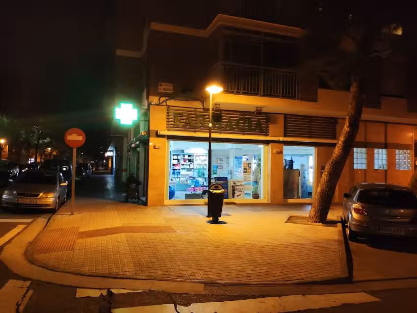 Farmacia Carmen S&aacute;nchez Robles