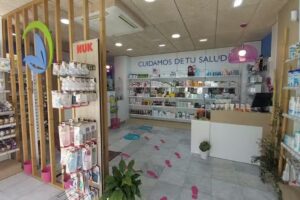 FARMACIA CAROLINA HOLGADO CARRERO