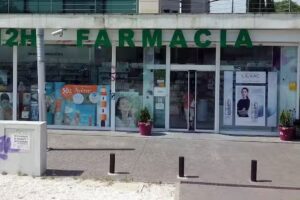 FARMACIA CARRERA 3