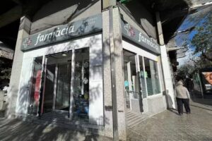 Farmacia Carretera de Mata 43