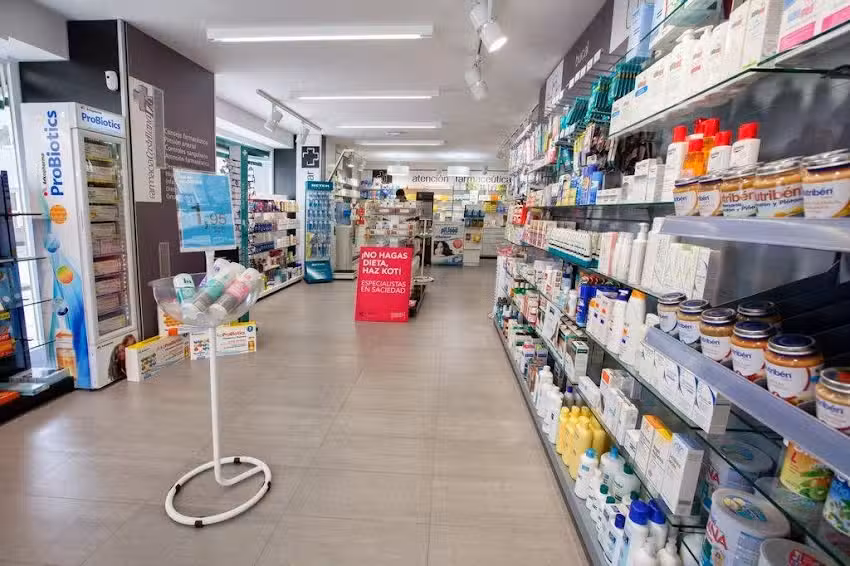 Farmacia Castellana, 176