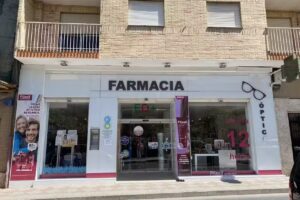 Farmacia CENTRAL de Pinos Puente