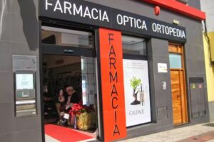 FARMACIA &ndash; CENTRO &Oacute;PTICO AUDITIVO. CAMPELO