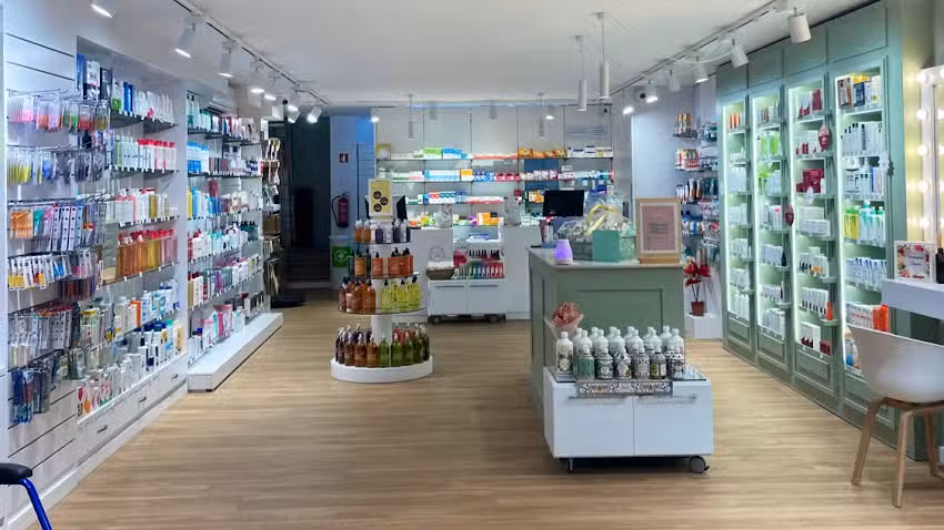 Farm&agrave;cia Claret