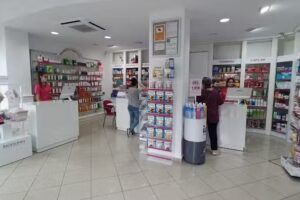 Farmacia Clarines 20
