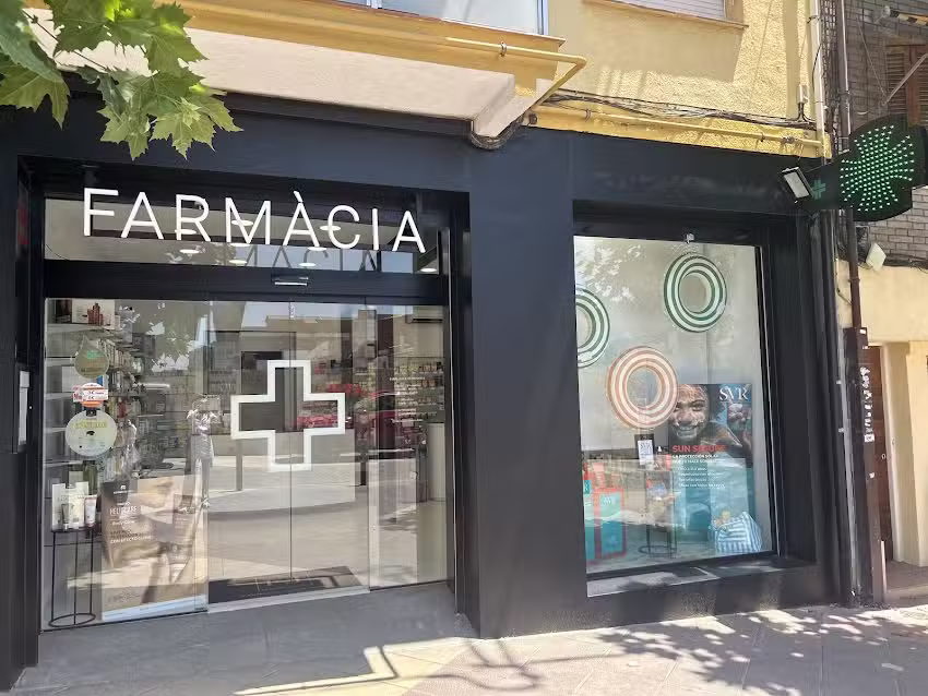 Farm&agrave;cia Claudia Fontrodona