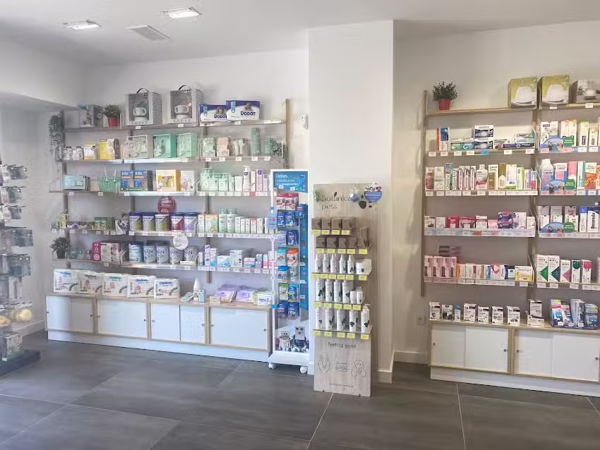 FARMACIA COBE&Ntilde;A FarmaciaCo