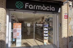 Farm&agrave;cia Coll Cortina