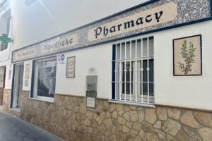 FARMACIA C&Oacute;MPETA Lda. Arantxa Lisbona Lopez