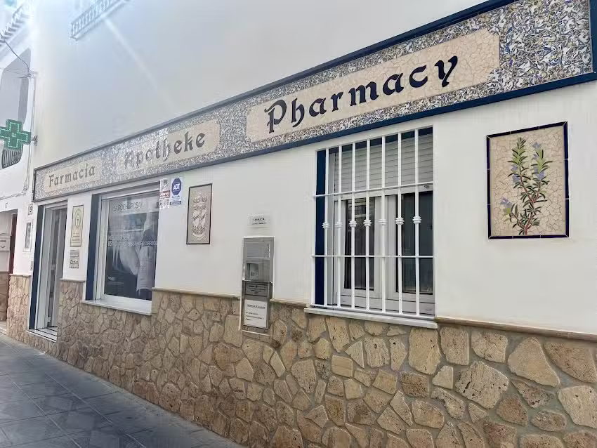 FARMACIA C&Oacute;MPETA Lda. Arantxa Lisbona Lopez