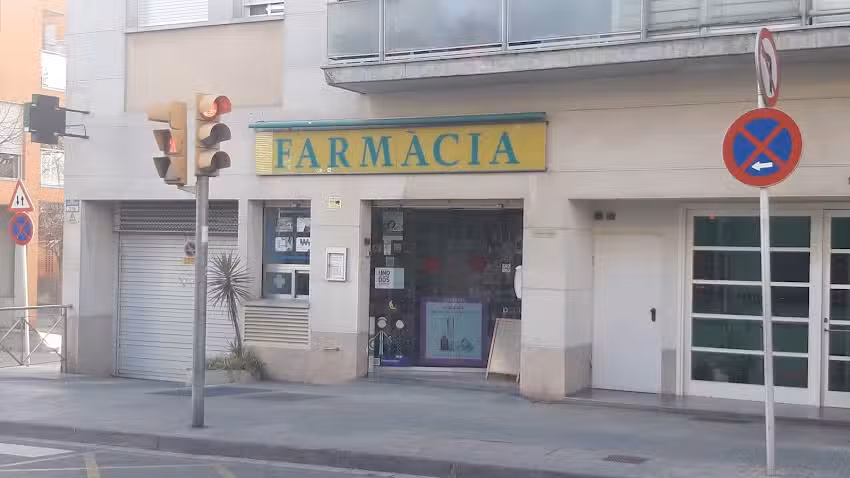 Farm&agrave;cia Condal Elies