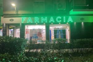 Farmacia Constituci&oacute;n 153, esquina Roma
