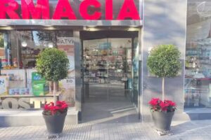 Farm&agrave;cia Costa Mena