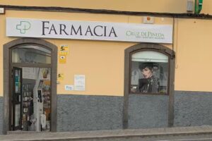 Farmacia Cruz de Pineda &ndash; Gdo. Aldo Iess Moreno