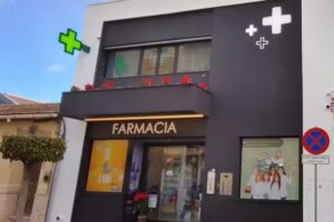 Farmacia D. González Ruiz – Paseo de Benejúzar