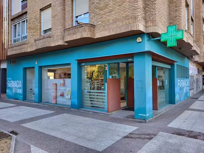 Farmacia de Aranzabela &ndash; Laboratorio de formulaci&oacute;n magistral-Titular Mar&iacute;a Natividad Su&aacute;rez Bugallo
