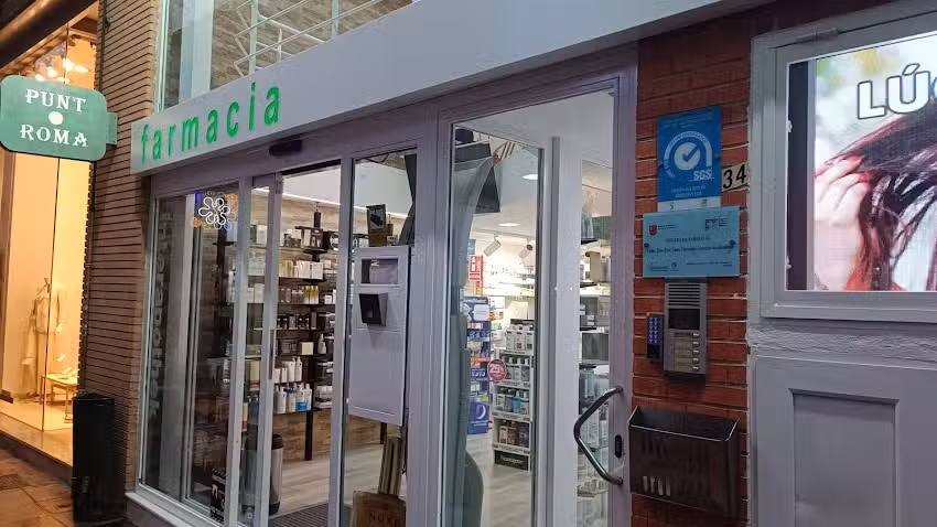 Farmacia de la calle del Carmen (Ldo. Jos&eacute; Juan Gonz&aacute;lez)