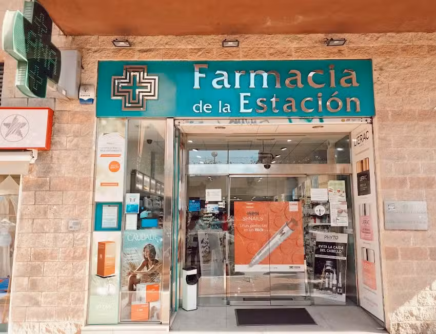 Farmacia De La Estaci&oacute;n