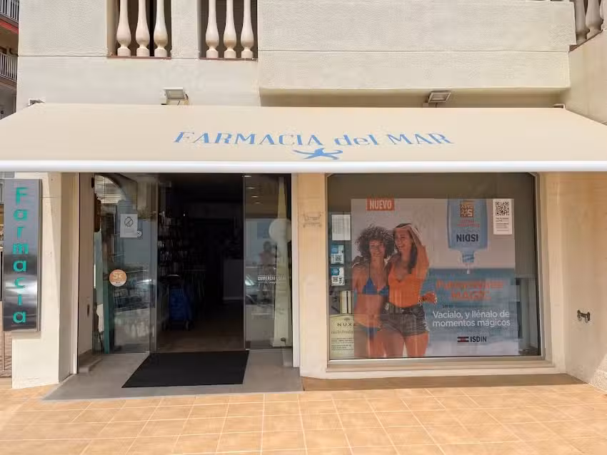 Farmacia Del Mar (Lda. Laura Pomares)