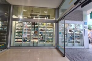 Farm&agrave;cia del Mercat de Montgat