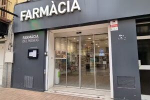 Farm&agrave;cia del Passeig