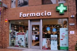 FARMACIA DÍAZ MURADÁS – Lda. Ana Mª Díaz Muradás