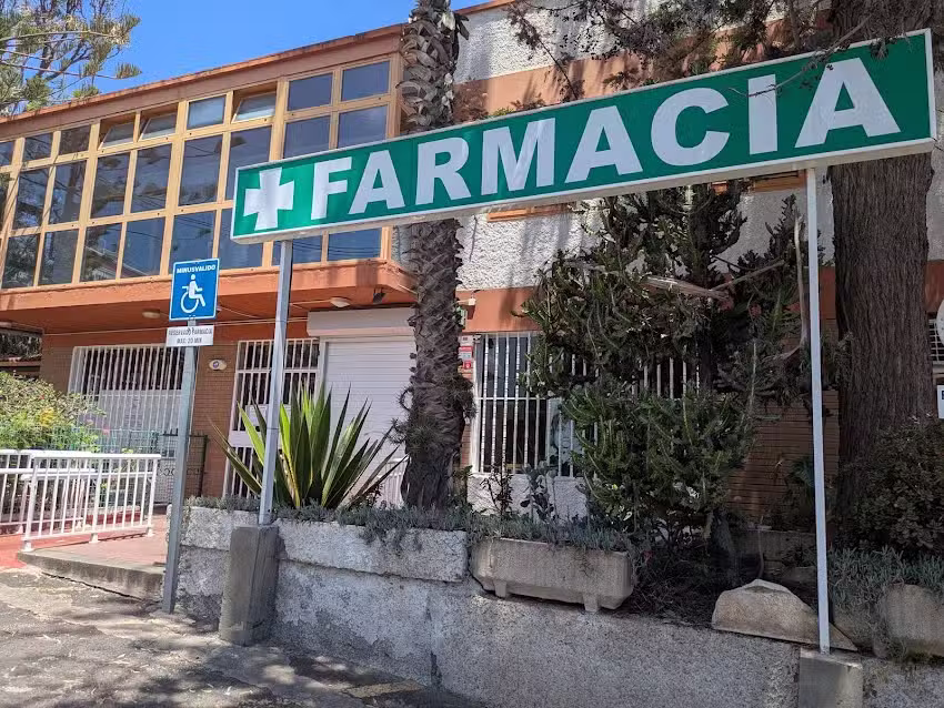 Farmacia D&ntilde;a. Maria Luisa