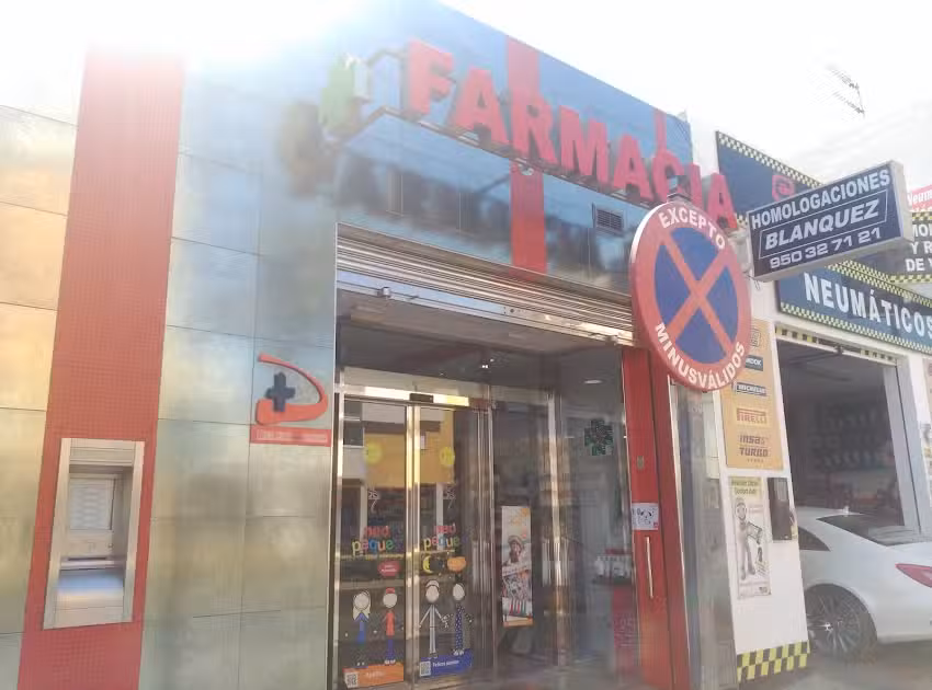 Farmacia Dom&iacute;nguez