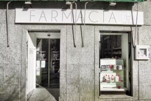 Farmacia Dos de Mayo