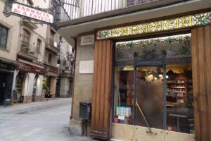 Farm&agrave;cia Dr. Esteve &ndash; Manresa