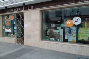 Farmacia Dur&aacute;n, Las Ni&ntilde;as. Lcda. M&deg; del Mar Guerrero