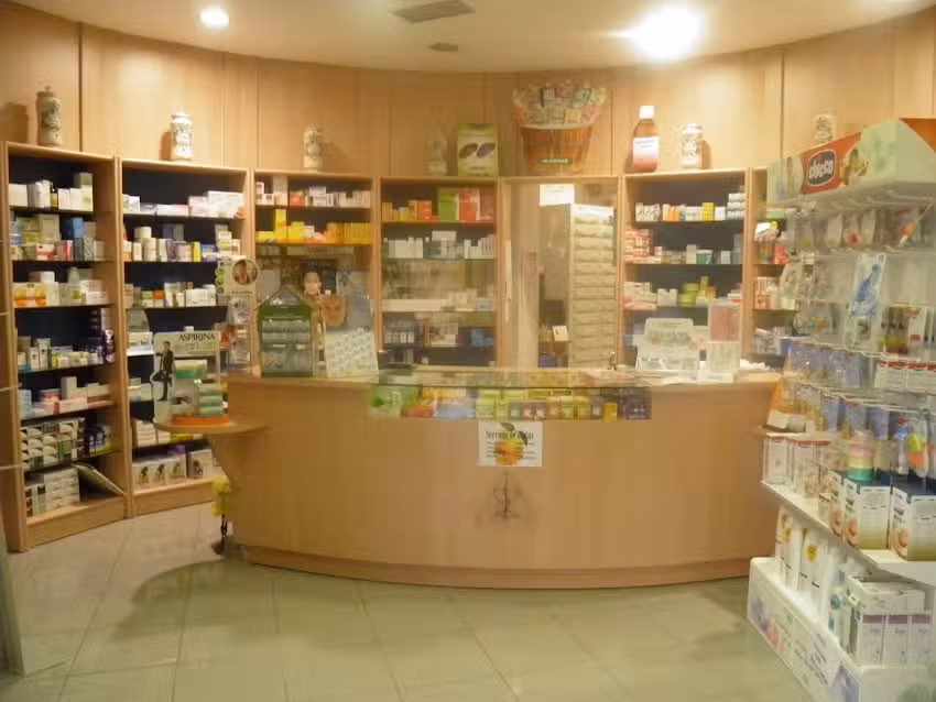 FARMACIA Ech&aacute;varri Pascual, Mar&iacute;a Jos&eacute;