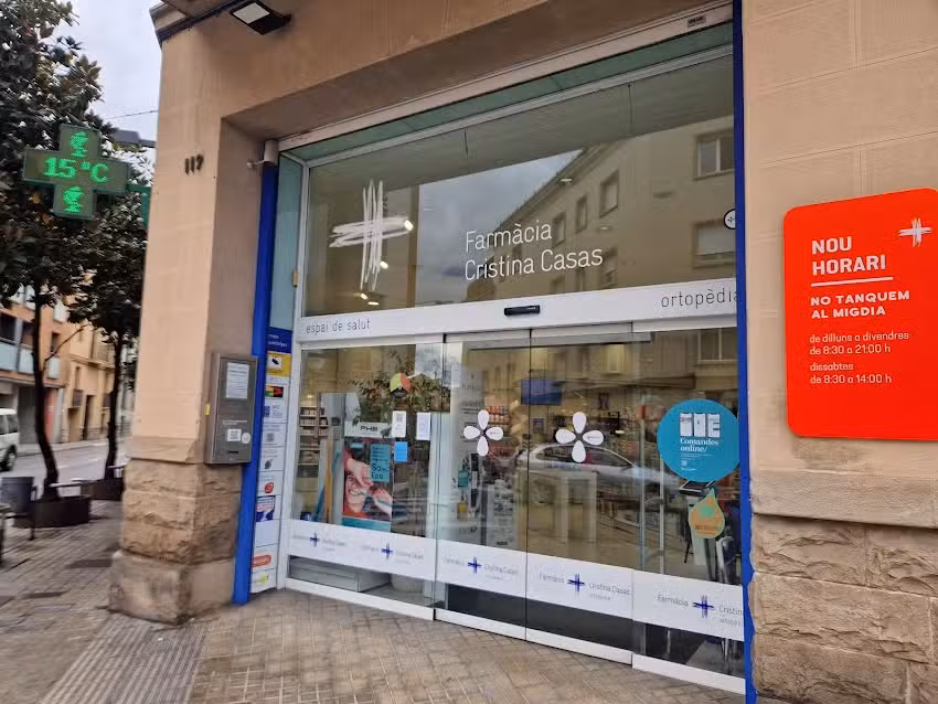 Farm&agrave;cia Ecoceutics Cristina Casas