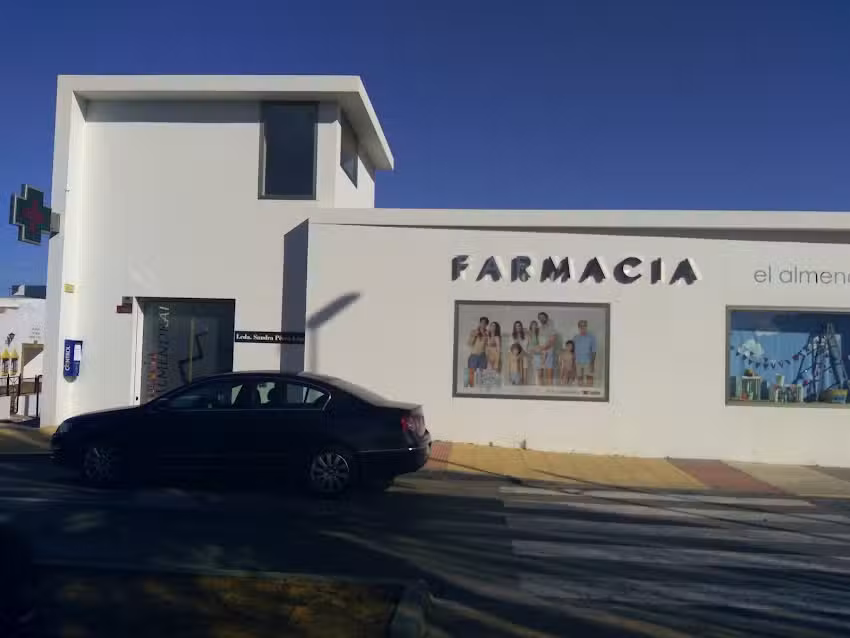Farmacia &laquo;El Almendral&raquo;