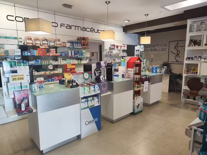 Farmacia El Cercado &ndash; Lda. Ana Rosa Fern&aacute;ndez Amador