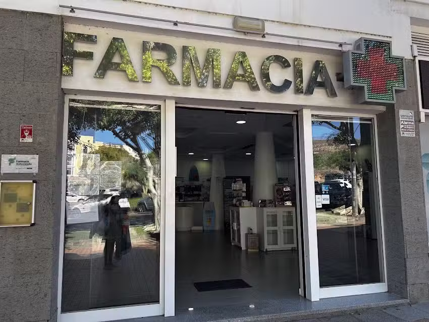 Farmacia El Faro Gda. Cecilia Garc&iacute;a Morales