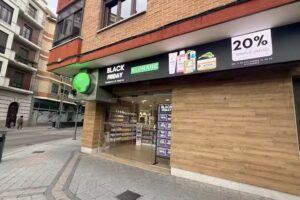 Farmacia El Puente CB