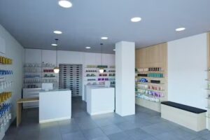 Farmacia El Qui&ntilde;&oacute;n