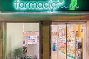 Farmacia en Ciudad Lineal 12 horas [Farmacia Dolores Ropa]
