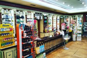 Farmacia Escalera Licenciada Aisling Buckley Prendes