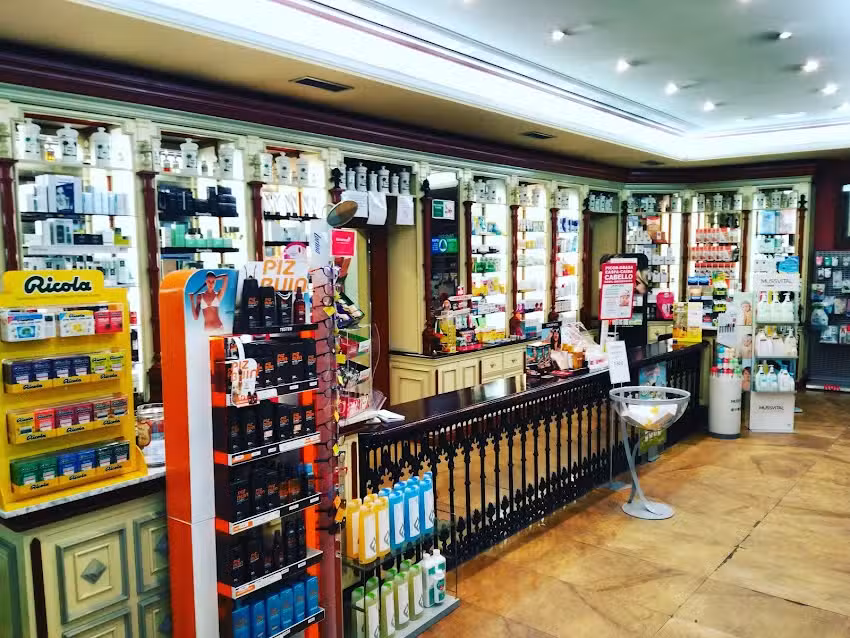 Farmacia Escalera Licenciada Aisling Buckley Prendes