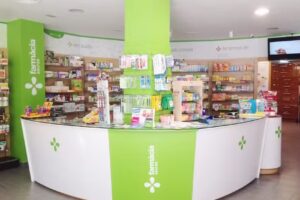 Farm&agrave;cia Escudero