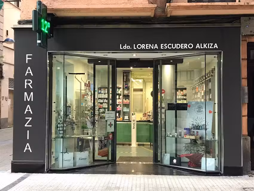 Farmacia ESCUDERO ALKIZA BOTIKA- Viteri 16 (Detr&aacute;s de la Kutxa)