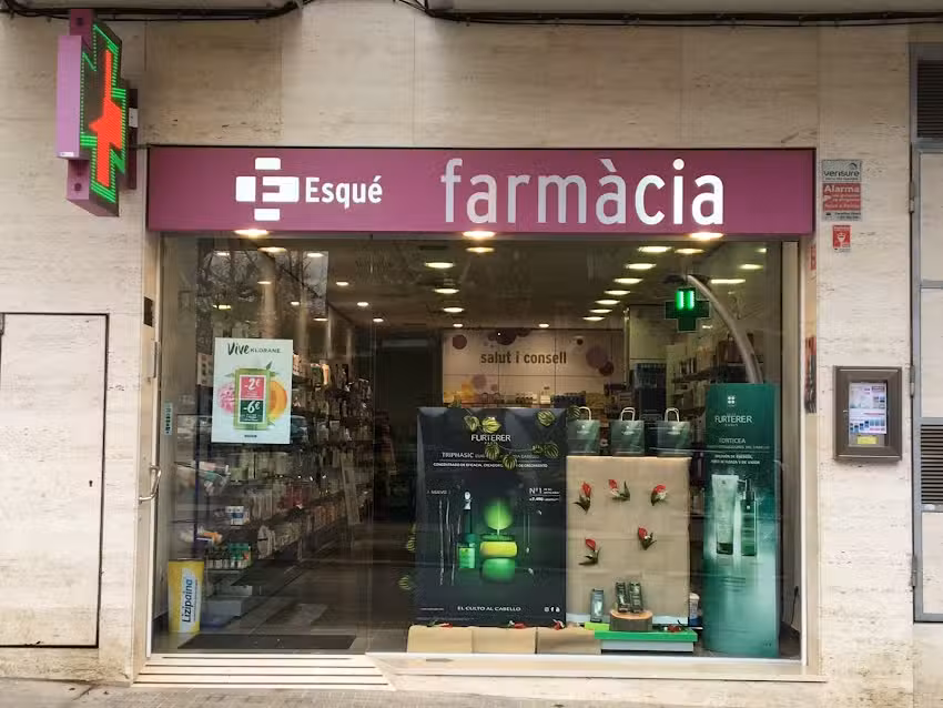 Farm&agrave;cia Esqu&eacute;