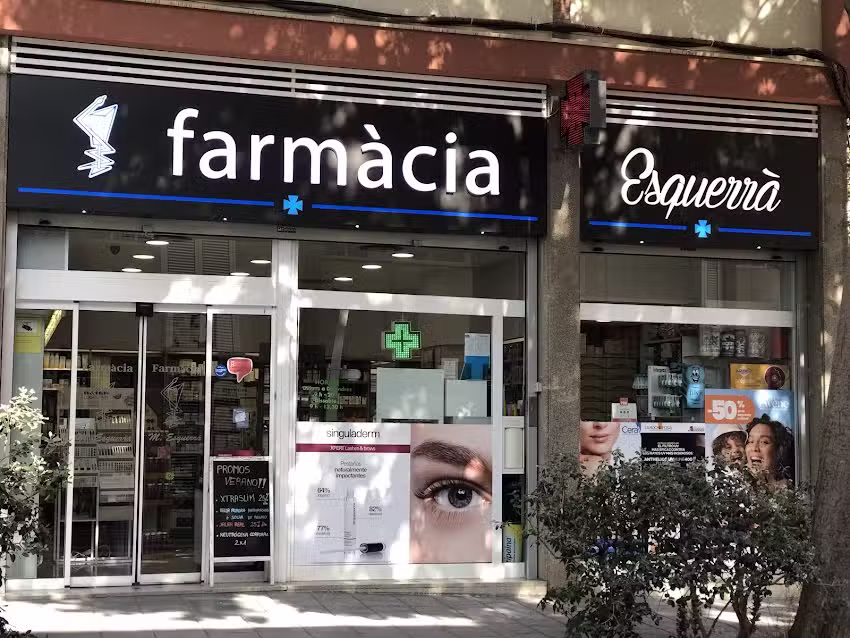 Farm&agrave;cia Esquerr&agrave;