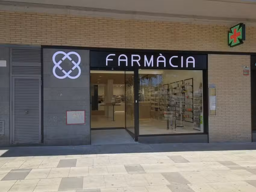Farm&agrave;cia Estaun