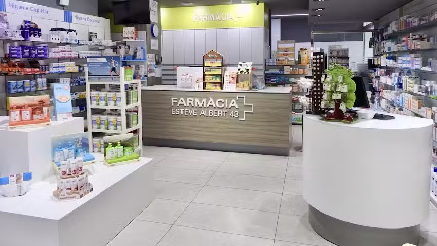 Farm&agrave;cia Esteve Albert 43