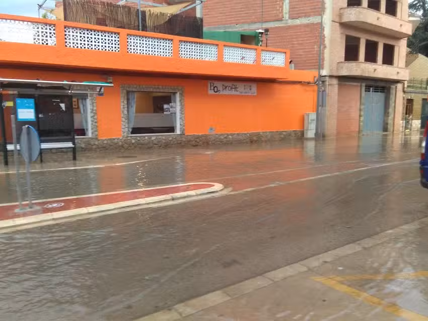 Farmacia Esteve Y Roses C.B