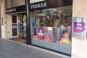 Farm&agrave;cia Ferrer