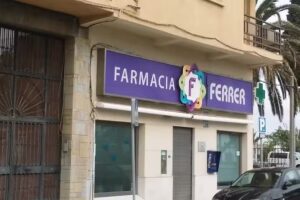 Farmacia Ferrer CB.